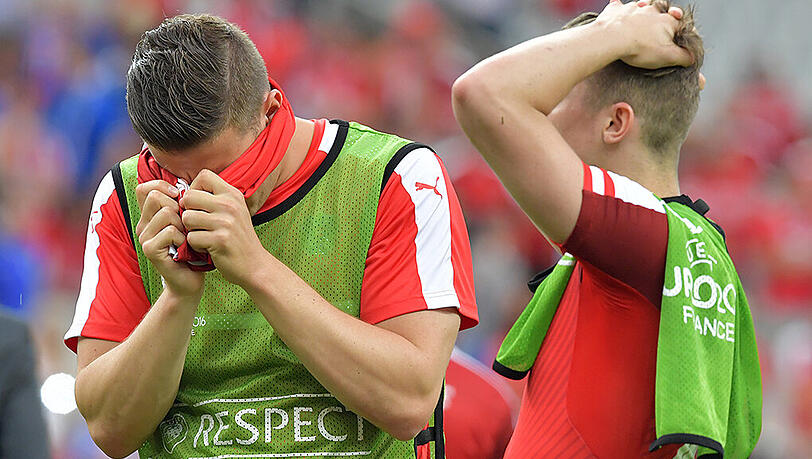 Zum Heulen: Österreich verpasst die KO-Runde bei der EM. Zum Heulen: Österreich verpasst die KO-Runde bei der EM.