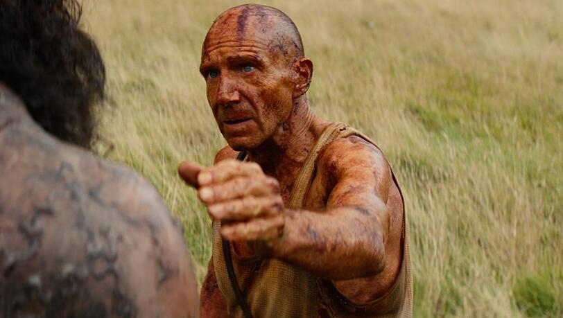 Ralph Fiennes war ohne Zweifel das Highlight in "28 Years Later". Auch in "The Bone Temple" wird seine Figur eine wichtige Rolle spielen. Ralph Fiennes war ohne Zweifel das Highlight in "28 Years Later". Auch in "The Bone Temple" wird seine Figur eine wichtige Rolle spielen.