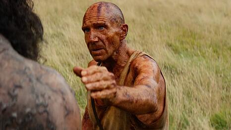 Ralph Fiennes war ohne Zweifel das Highlight in "28 Years Later". Auch in "The Bone Temple" wird seine Figur eine wichtige Rolle spielen.