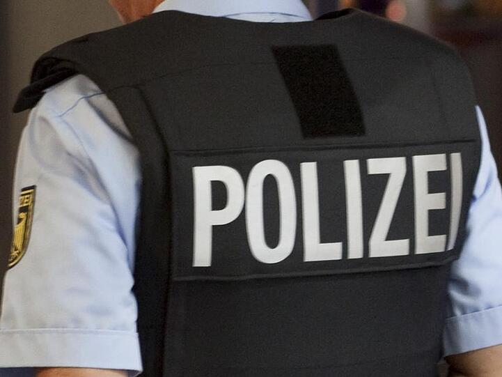 Gefährlicher Job: In Franken wurden am Wochenende viele Polizisten tätlich angegriffen.