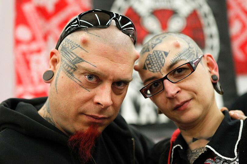 Tätowierte Klingonen? Sieht jedenfalls ganz schön fies aus.