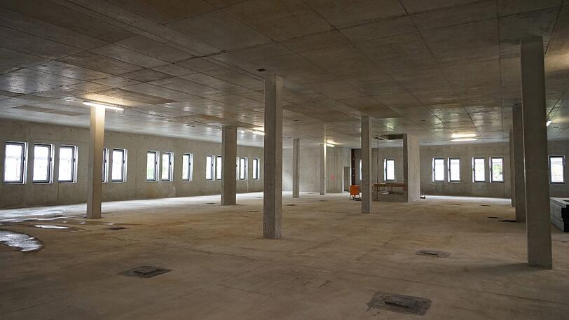 Noch ist hier alles im Rohbau, bis 2020 wird hier der Lichthof der neuen Klinik entstehen.