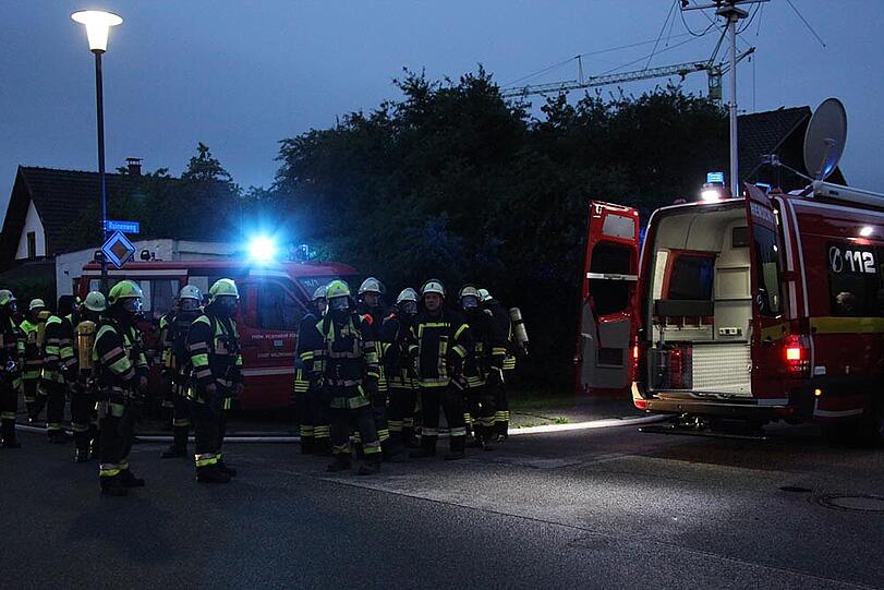 Die Bilder vom Feuerwehreinsatz in Waldkraiburg.