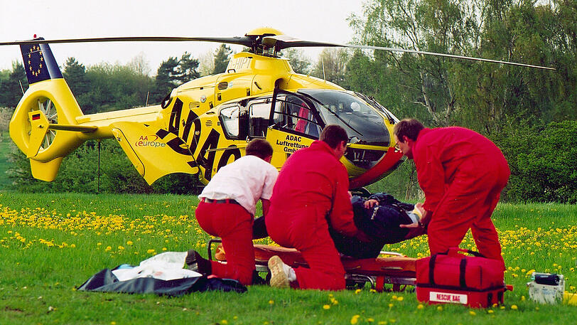 An dem Großeinsatz waren auch zwei Rettungshubschrauber beteiligt. (Symbolfoto)