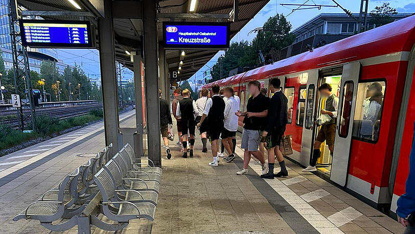 Ausstieg am Heimeranplatz und dann mit der U-Bahn weiter Richtung Theresienwiese.