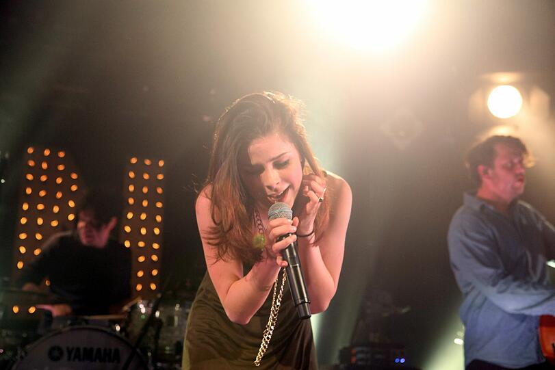 Die süße Lena Meyer-Landrut bei ihrem Auftritt in der Theaterfabrik in München. Die Bilder vom Konzert