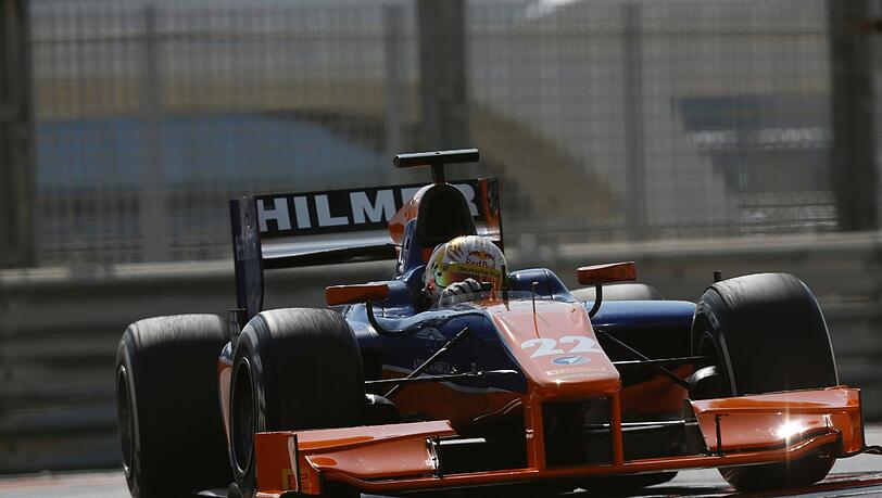 Daniel Abt, der unter anderem von Red Bull und der Deutsche Post gefördert wird, bei den testfahrten für das bayerische GP2-Team Hilmer Motorsport in Abu Dhabi. Daniel Abt, der unter anderem von Red Bull und der Deutsche Post gefördert wird, bei den testfahrten für das bayerische GP2-Team Hilmer Motorsport in Abu Dhabi.