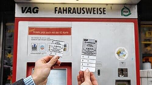 Schon mal 4er- oder 1er-Streifenkarten in Nürnberg gesehen? Dieser Fahrkartenautomat prellt Fahrgäste um teure Streifen. Schon mal 4er- oder 1er-Streifenkarten in Nürnberg gesehen? Dieser Fahrkartenautomat prellt Fahrgäste um teure Streifen.