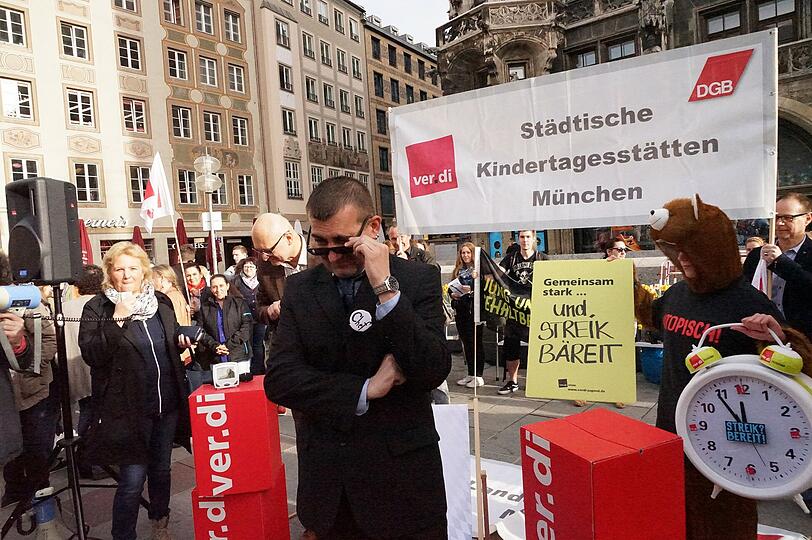 Verdi hat zum Warnstreik gerufen: Unter anderem in München fordern Kita-Mitarbeiter mehr Lohn.