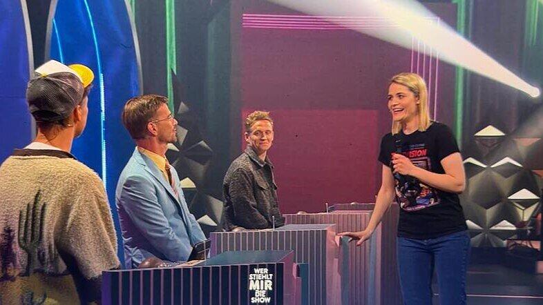 Wer Stiehlt Mir Die Show Hazel Brugger www.abendzeitung-muenchen.de