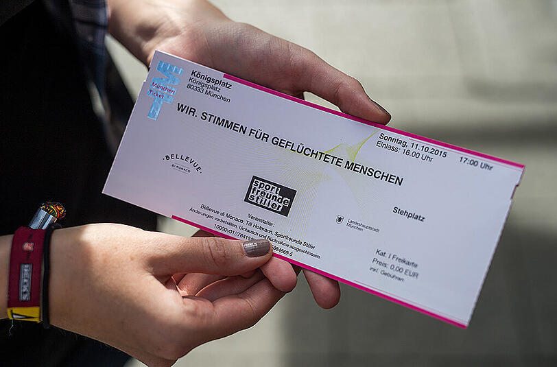 Wer früh dran war, konnte einige Tickets erstehen. Bis zu fünf Karten konnte man pro Person bekommen.