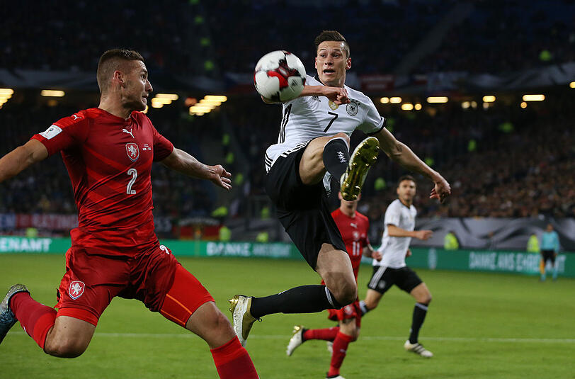 Julian Draxler: Note 3. Auf der linken Seite mit einigen guten Szenen, hätte aber im Abschluss entschlossener auftreten können.
