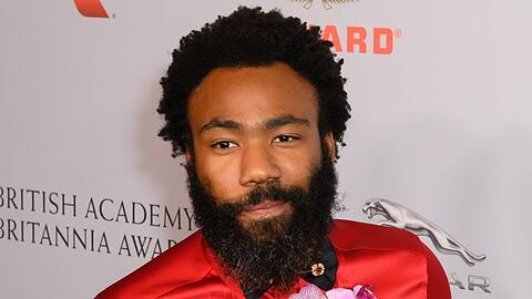 Donald Glover hat während der Dreharbeiten zu "Mr. & Mrs. Smith" auch einiges über Intimität gelernt.