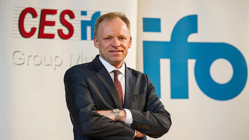 Der Präsident des ifo-Instituts, Clemens Fuest. Der Ifo-Geschäftsklimaindex gilt als wichtigstes Konjunkturbarometer der deutschen Wirtschaft.