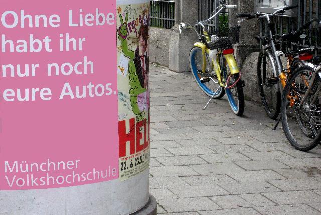 AZ-Leser Manfred Sieber hat eine ganze Serie von Schwabing-Stillleben fotografiert. Die gelungenen Bilder...