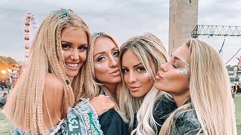 Foto aus vergangenen und glücklichen Tagen: Gerda, Larissa, Doreen und Kristina.