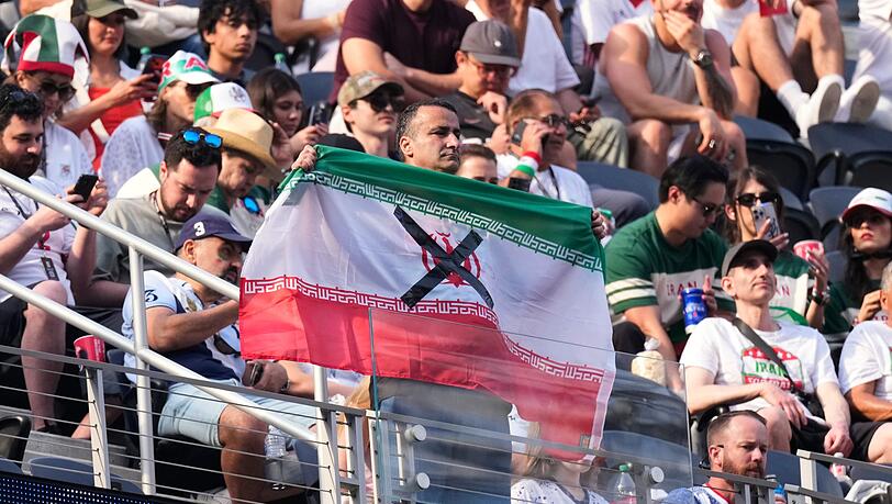 Im Stadion waren Protestbekundungen zu sehen. Im Stadion waren Protestbekundungen zu sehen.