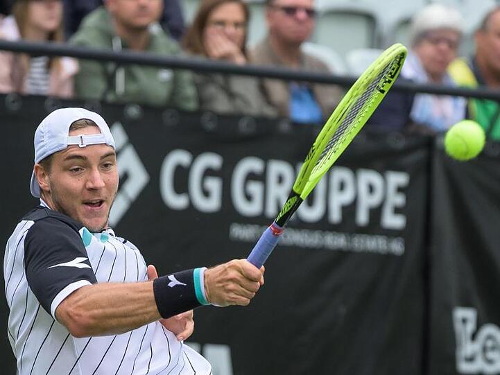 Starker Start in Stuttgart: Jan-Lennard Struff.