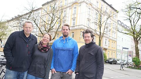 Diese Mieter wollen ihr Haus kaufen: Wolfgang Heidelmeyer, Katrin Göbel, Hendrik Wirschum und Andy Ebert.