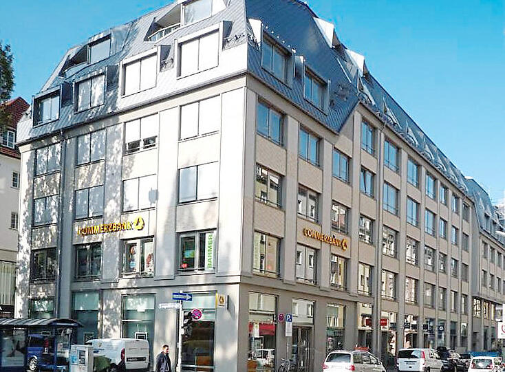 Geschäftshaus Ecke Leopold-/Hohenzollernstraße.
