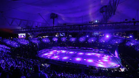 Das HALLEluja des EHC in der Olympiahalle.