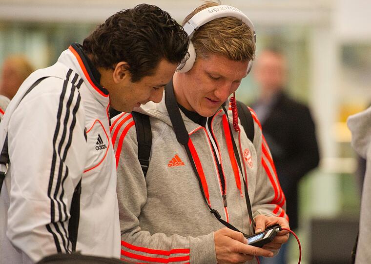 Der FC Bayern vor dem Abflug ins Trainingslager nach Doha.