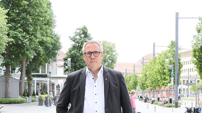 Der frühere ranghohe Geistliche Andreas Strum ist aus der katholischen Kirche ausgetreten und gleichzeitig der Altkatholischen Kirche beigetreten, für die er künftig als Priester am Bodensee arbeitet.