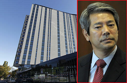 Der südkoreanische Investor Man-Ki Kim muss sich vor dem Bonner Landgericht im Bauskandal um das WCCB verantworten.