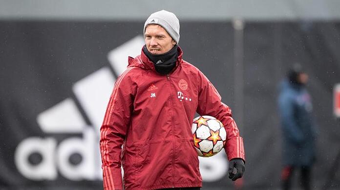 Bayern-Trainer Julian Nagelsmann muss mit einem dezimierten Kader arbeiten.