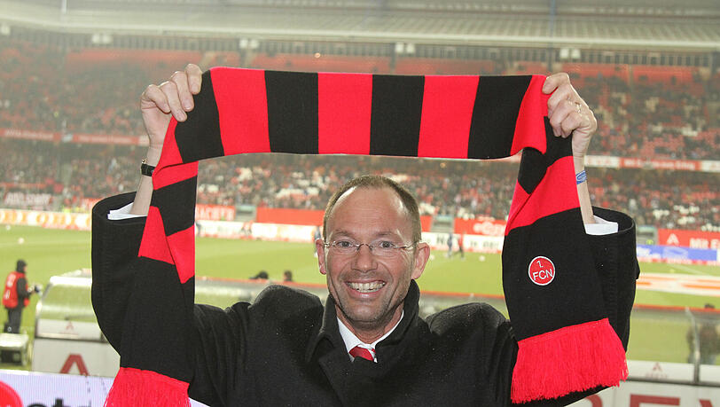 Schwarz und rot sind die Lieblingsfarben von Klaus Wübbenhorst. Der scheidende GfK-Chef ist Mitglied im Aufsichtsrat des 1. FC Nürnberg. Schwarz und rot sind die Lieblingsfarben von Klaus Wübbenhorst. Der scheidende GfK-Chef ist Mitglied im Aufsichtsrat des 1. FC Nürnberg.