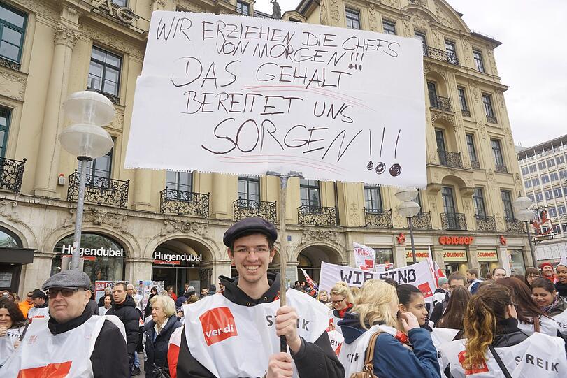 Bilder von der Demo.