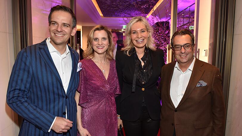Dominik G. Reiner und Frau Angela Reiner mit Stavros Kostantinidis und Frau Saskia Greipl