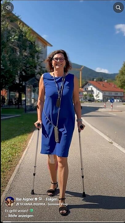 Damals zierte noch ein Pflaster ihr Knie: Ilse Aigner in einer vorangegangenen Nachricht zu ihrem Gesundheitszustand. Damals zierte noch ein Pflaster ihr Knie: Ilse Aigner in einer vorangegangenen Nachricht zu ihrem Gesundheitszustand.