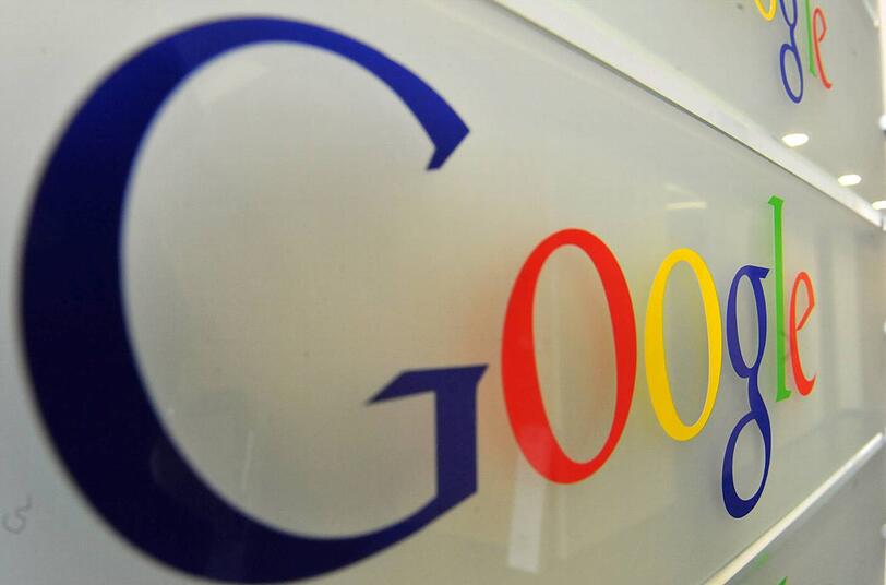 Muss die Suchergebnisse auf Druck der EU künftig anders darstellen: der Internet-Riese Google.
