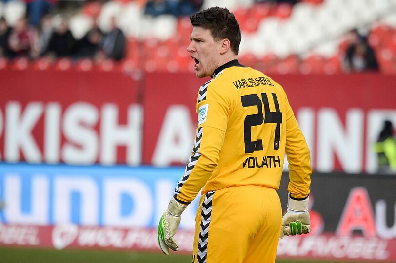 René Vollath hat seinen Vertrag beim Karlsruher SC verlängert.