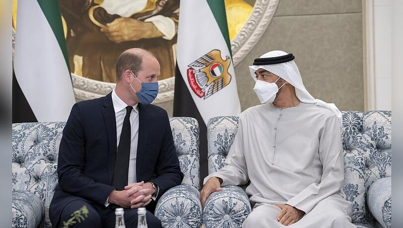 Prinz William im Gespräch mit dem neuen Präsidenten der Vereinigten Arabischen Emirate.