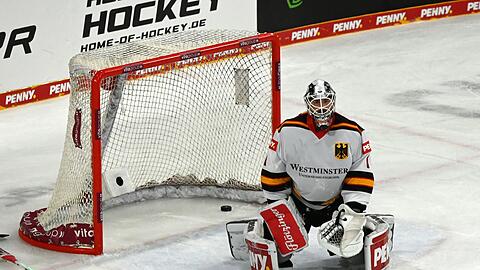 Keeper Dustin Strahlmeier hatte gegen Österreich Pech.