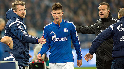 Klaas-Jan Huntelaar wurde am Samstag gegen Hannover 96 in der 84. Minute vom Platz geschickt.