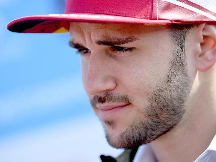 Daniel Abt soll bei der E-Sports-Serie "Race at Home Challenge" geschummelt haben.