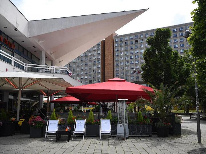 Das Restaurant "MIO Berlin" direkt unter dem Fernsehturm am Alexanderplatz.