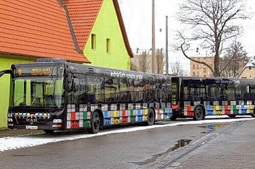 Imposant: Die Fürther &bdquo;Bus-Züge&ldquo; sind 23 Meter lang und bieten 150 Plätze.
