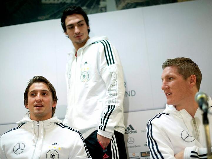 René Adler, Mats Hummels und Bastian Schweinsteiger vor dem Schweden-Spiel