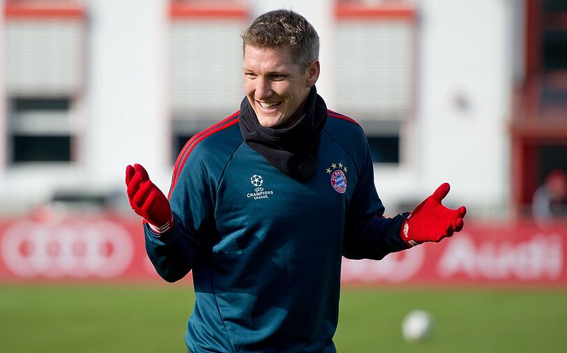 Die Bayern bei ihrem Abschlusstraining in München bevor sie am morgigen Mittwoch im Champions League Achtelfinale in London auf den FC Arsenal treffen.