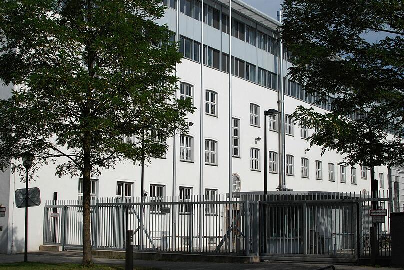 Das LKA-Dienstgebäude in der Barbarastraße: Hier fand die Razzia statt.