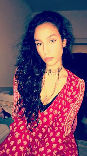 Esra (18)