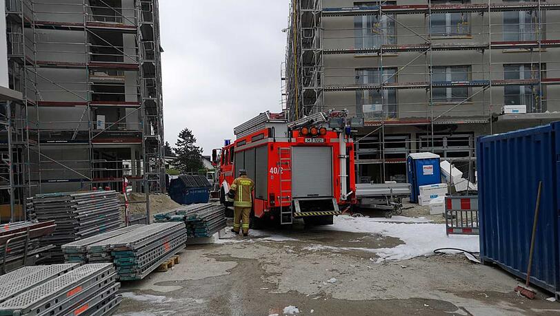 Ausgebrochen war das Feuer auf einer Baustelle in Gräfelfing. Ausgebrochen war das Feuer auf einer Baustelle in Gräfelfing.