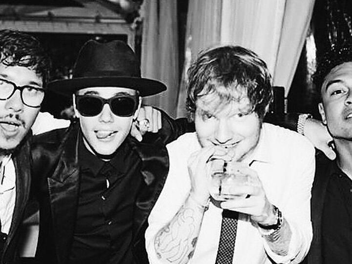 Justin Bieber und Ed Sheeran scheinen gerne mal gemeinsam auf den Putz zu hauen