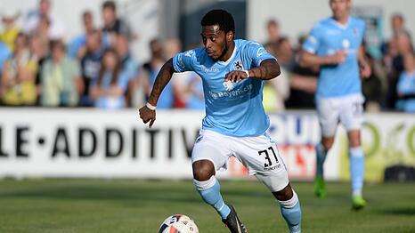 Löwen-Aufstiegsheld Kodjovi "Nono" Kossou soll bei einem Unfall schwer verletzt worden sein.