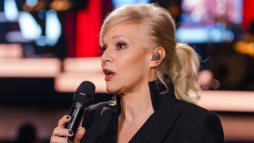 Ina Müller überrascht mit einer Aussage über eine deutsche TV-Legende.