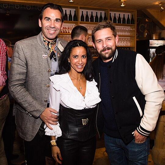Michael und Daniela Wilhelmer mit Klaas Heufer-Umlauf